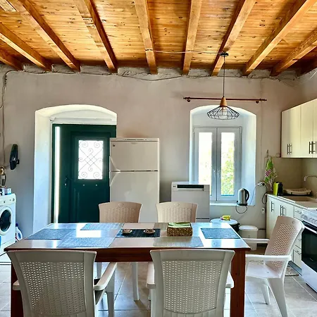 Βίλα Chrysavgi Stone House Κατομέρι