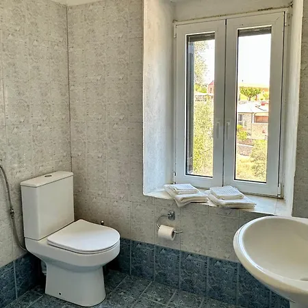 Chrysavgi Stone House * Κατομέρι